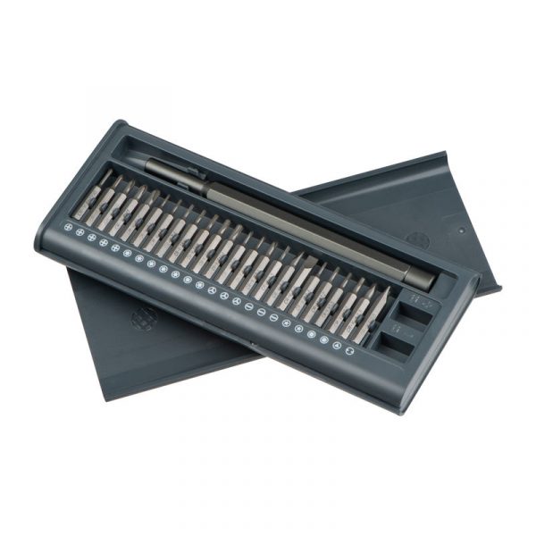 Set de unelte in cutie de plastic